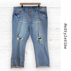 TORRID Women’s Size 20R Denim Jeans High Rise Button Fly Destructed Stretch NWT